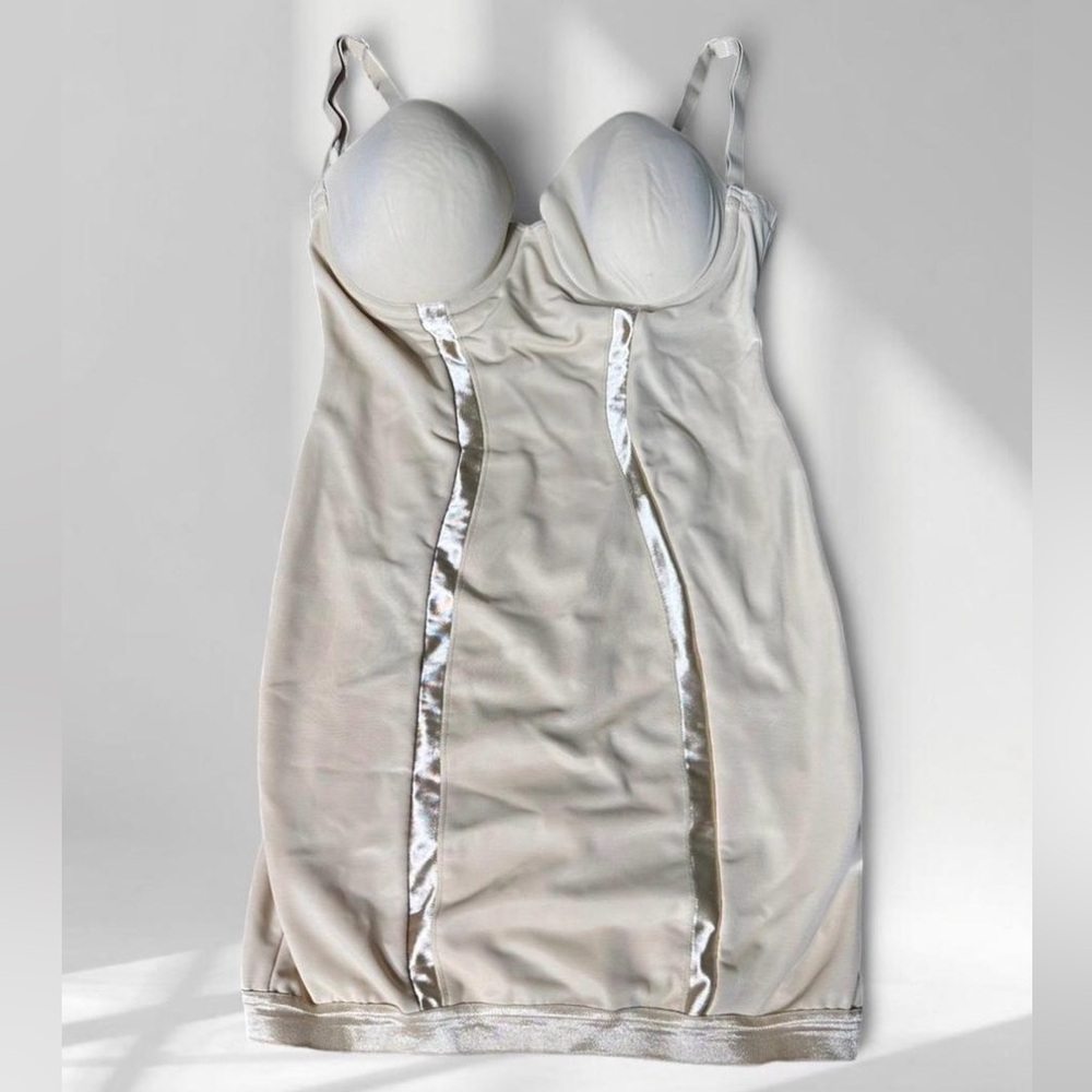 Maidenform Ultra Control All-Over Shapewear Slip w/Built in Underwire Bra 34C